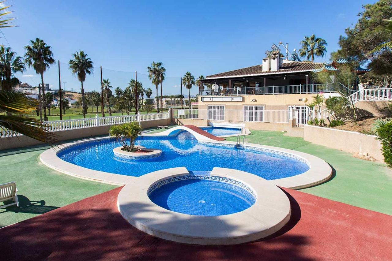 Ch Zeus La Marquesa Golf Apartment Рохалес Екстериор снимка