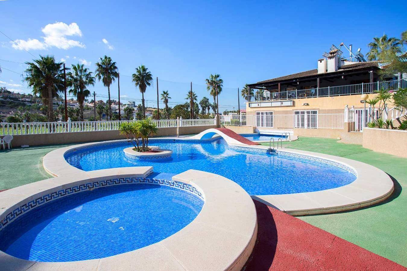 Ch Zeus La Marquesa Golf Apartment Рохалес Екстериор снимка